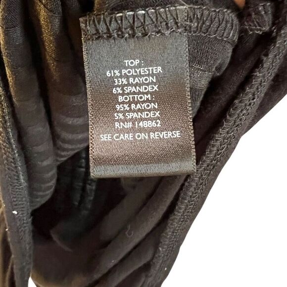 Torrid Women 1X Ribbed One Piece Bodysuit Black Short Sleeve Button Neck Stretch - Picture 6 of 8